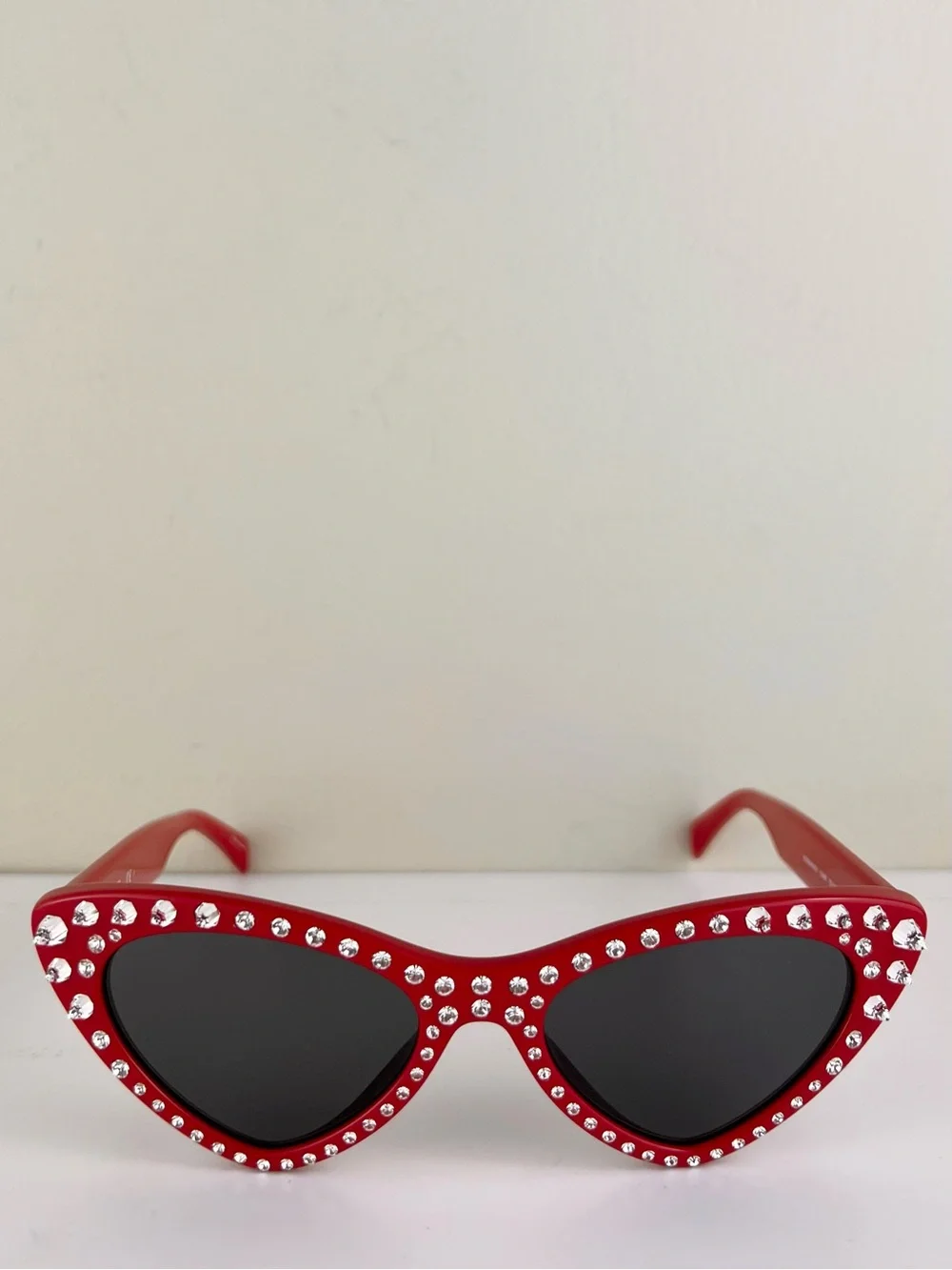 NEW MOSCHINO RED CRYSTAL EMBELLISHED CAT-EYE SUNGLASSES